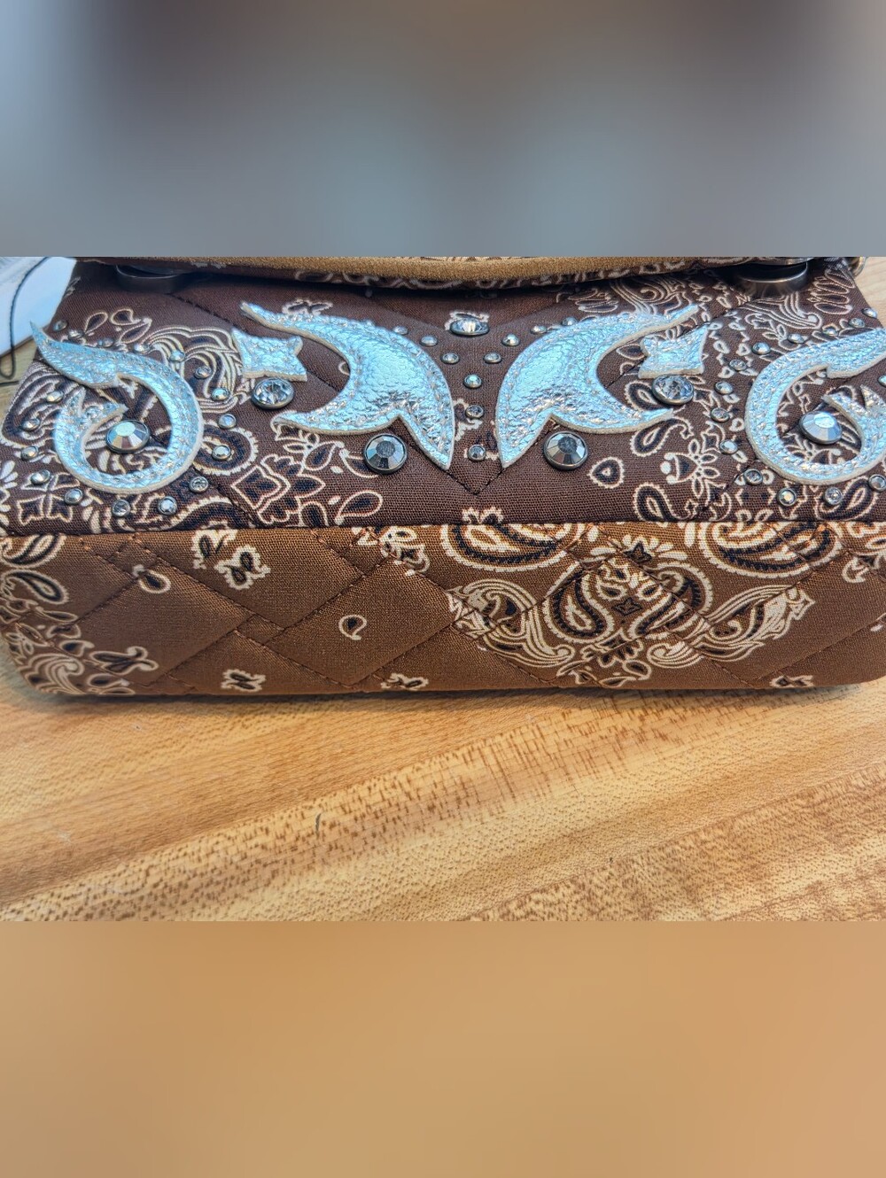 Kurt Geiger NWT Bandana Western Kensington & Dustbag - Picture 9 of 10